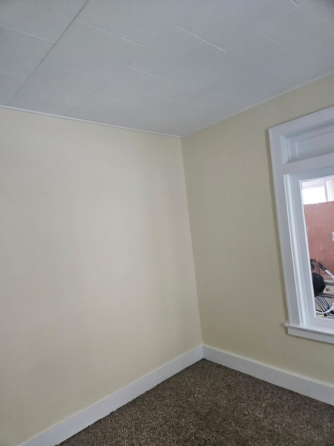 71 N Genesee St, Unit 1 in Geneva, NY - Building Photo - Building Photo