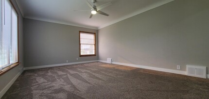 1335 O Ave NE in Cedar Rapids, IA - Building Photo - Building Photo