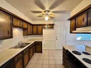 7805 Memphis Ave in Lubbock, TX - Building Photo - Building Photo