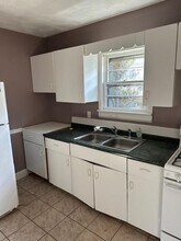 11 Ocean Ave in Warwick, RI - Building Photo - Building Photo