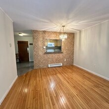 11 Weld St in Framingham, MA - Building Photo - Building Photo