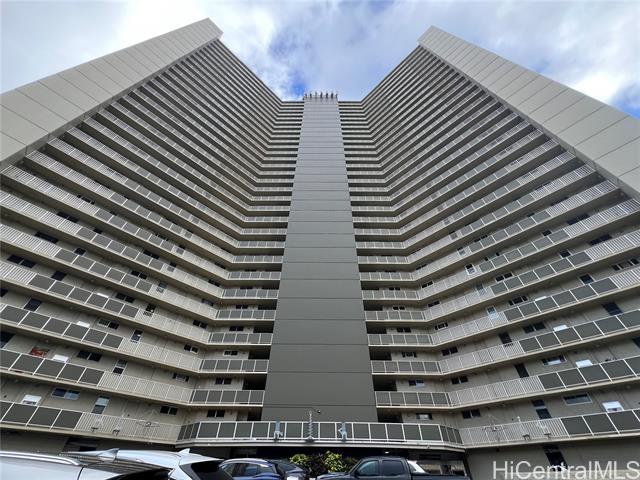 property at 98-099-99 Uao Pl