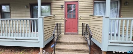 365 Glendale Ave in Bridgeport, CT - Building Photo - Building Photo