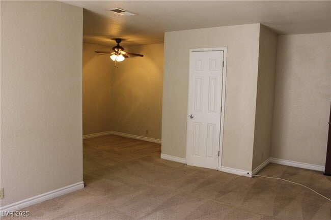 4310 Sandy River Dr in Las Vegas, NV - Foto de edificio - Building Photo