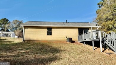 110 Central Lake Dr in Griffin, GA - Building Photo - Building Photo