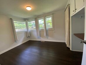 206 Summer St in Swannanoa, NC - Building Photo - Building Photo