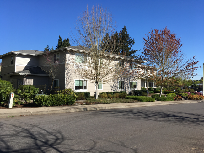 Meadowlark Apartments in Oregon City, OR - Building Photo - Building Photo