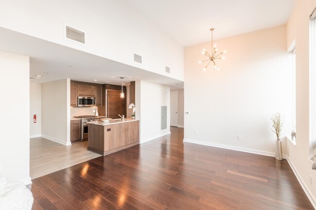 1000 Ave at Port Imperial in Weehawken, NJ - Building Photo - Building Photo