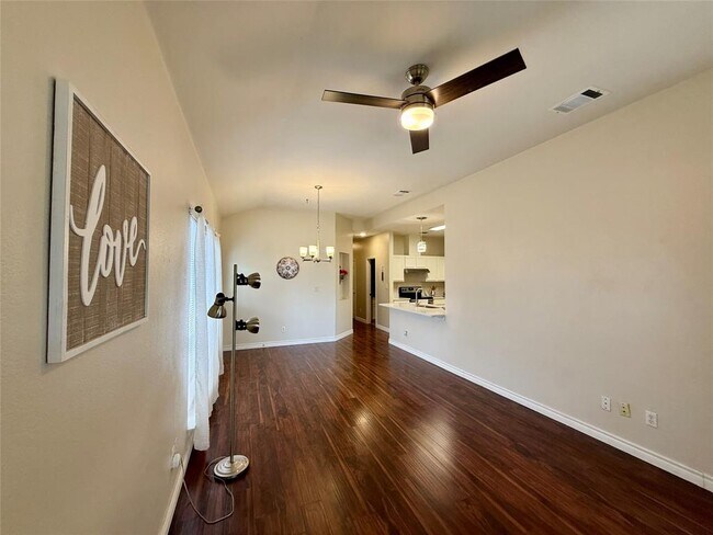 8703 Weiser Dr in Austin, TX - Building Photo - Building Photo