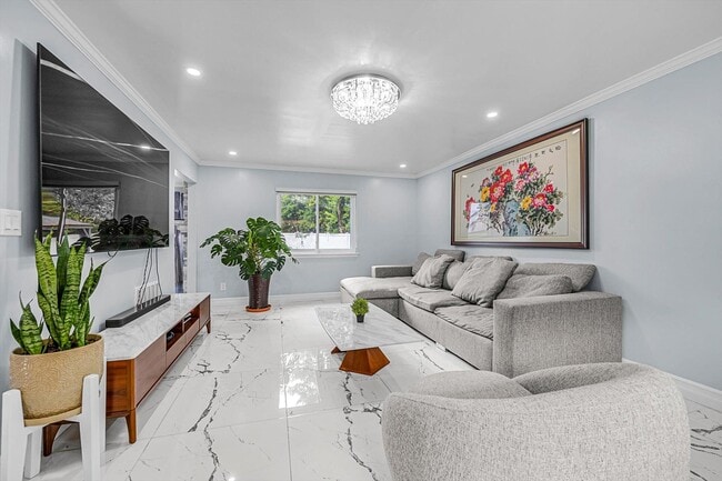 property at 66 Rockland Dr