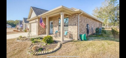 5577 Caden Ct in Milton, FL - Building Photo - Building Photo