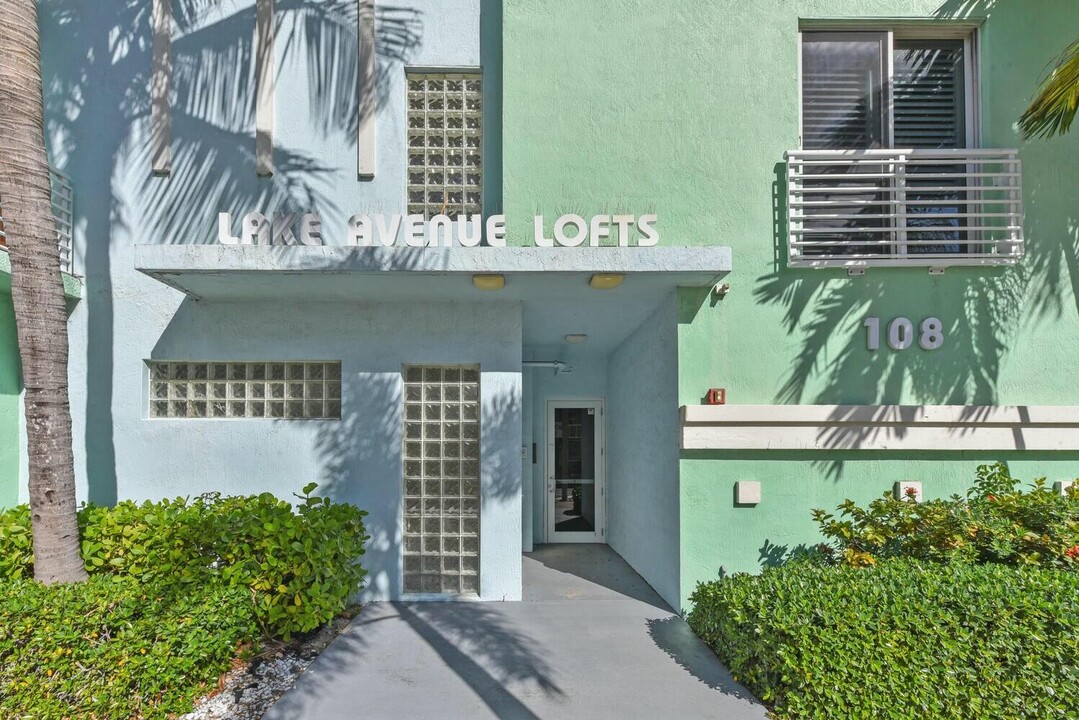 108 Lake Ave in Lake Worth Beach, FL - Building Photo