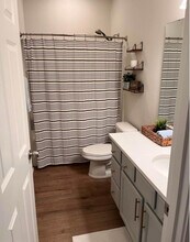 4184 SW Stanwick Way in Port Orchard, WA - Building Photo - Building Photo