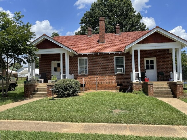 property at 605 Grier St