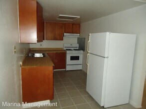 240 Holly St-Unit -1-14 in Vallejo, CA - Building Photo - Building Photo