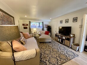 1734 Commonwealth Avenue, Unit #2 in Boston, MA - Building Photo - Building Photo