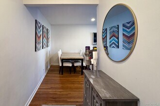 95 N Broadway in White Plains, NY - Building Photo - Building Photo