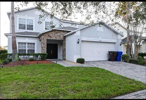 4733 Cumbrian Lakes Dr in Kissimmee, FL - Building Photo