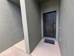 4912 White Sanderling Ct in Tampa, FL - Building Photo - Building Photo