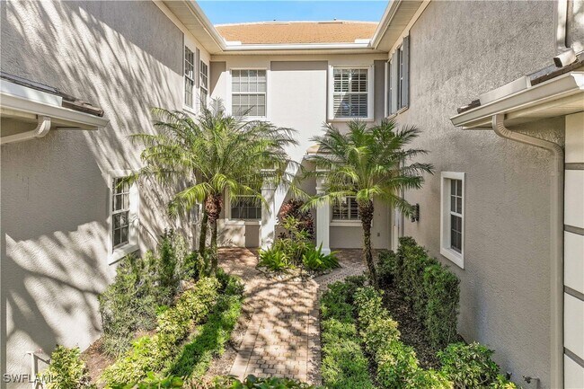4970 Westchester Ct in Naples, FL - Building Photo - Building Photo