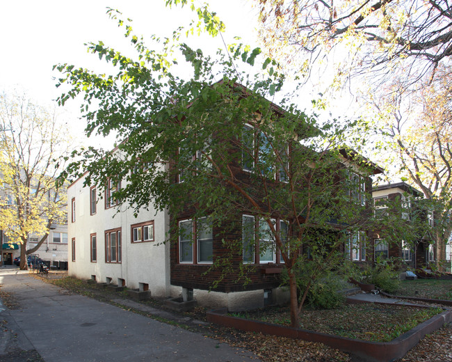 3145-3147 Aldrich Ave S in Minneapolis, MN - Foto de edificio - Building Photo
