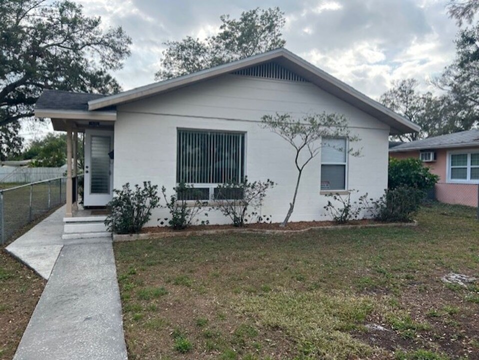 2534 40th Ave N in St. Petersburg, FL - Building Photo