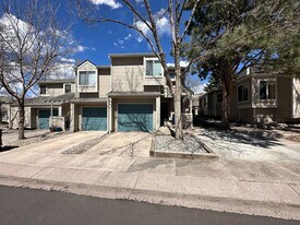920 Azure Cir in Colorado Springs, CO - Building Photo