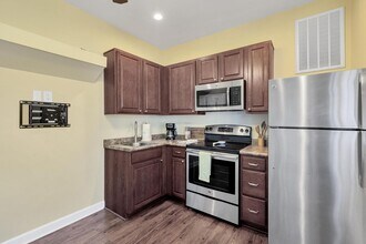 103 Ashley King Rd in Holly Ridge, NC - Building Photo - Building Photo