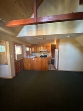 617 Roger Ave in South Lake Tahoe, CA - Building Photo - Building Photo