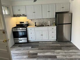 7504 School Ave in Dundalk, MD - Building Photo