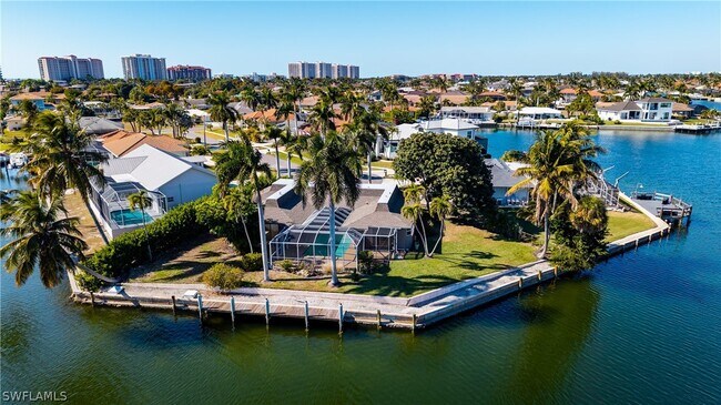 875 Robin Ct in Marco Island, FL - Building Photo - Building Photo