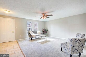 2530 Log Mill Ct in Crofton, MD - Building Photo - Building Photo