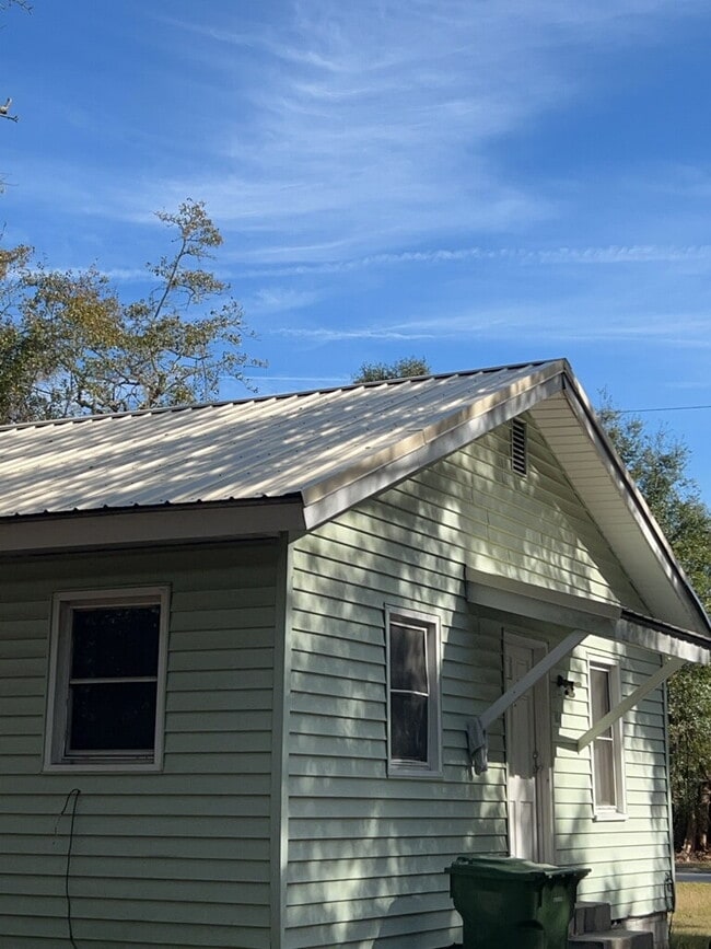 106 Griffin St
