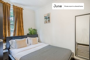 Room in Shared 5 bed/1 bath home in Washington, DC - Building Photo