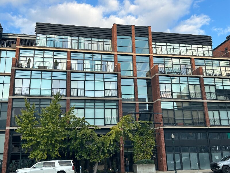 515 W Main St in Lexington, KY - Foto de edificio