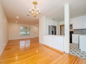 4009 W Zelar St in Tampa, FL - Foto de edificio - Building Photo