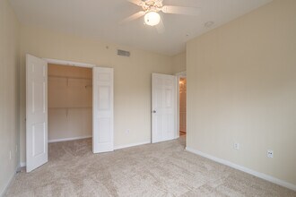 Cypress Creek at Reed Road Apartment Homes in Houston, TX - Building Photo - Interior Photo