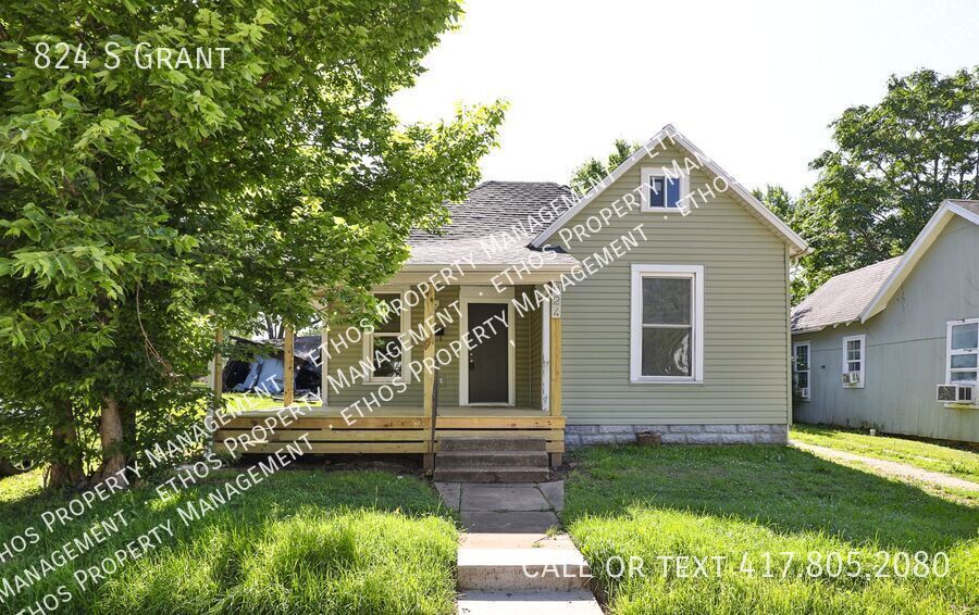 824 S Grant Ave in Springfield, MO - Building Photo