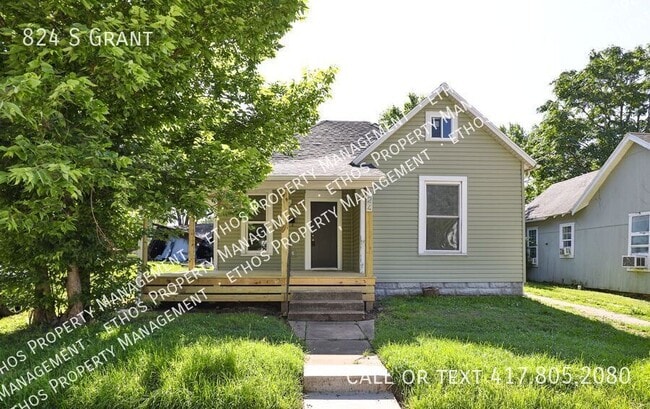 property at 824 S Grant Ave