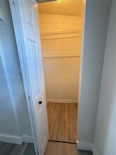 3375 W 76th St in Hialeah, FL - Building Photo - Building Photo