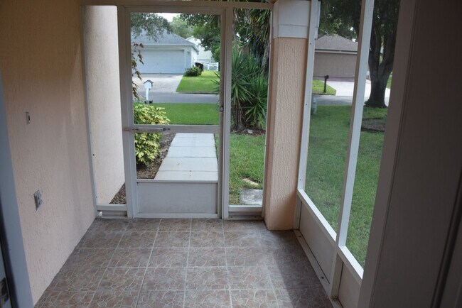 2393 Paulette Dr in Haines City, FL - Building Photo - Building Photo