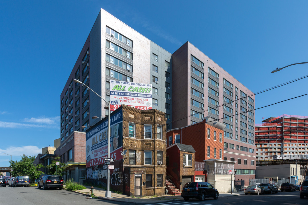 1880 Boston Road Apartments in Bronx, NY - Building Photo