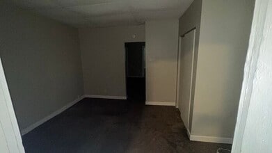 6704 Idaho Ave in St. Louis, MO - Building Photo - Building Photo