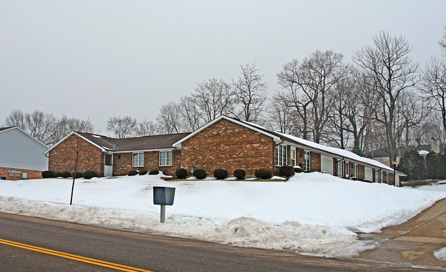 2730 Red Coach Dr in Springfield, OH - Foto de edificio - Building Photo