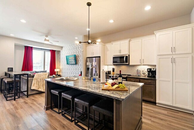 2135 24th Ave N, Unit SI ID1387453P in Nashville, TN - Foto de edificio - Building Photo