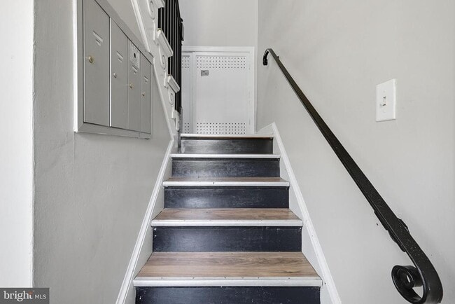 property at 3919 R St SE