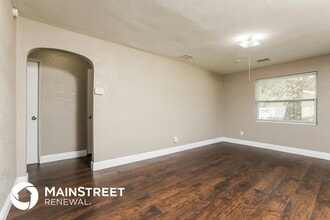 19 Volusia Dr in Debary, FL - Foto de edificio - Building Photo