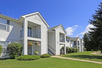 Bridgewater Park of Clarkston in Clarkston, MI - Foto de edificio - Building Photo