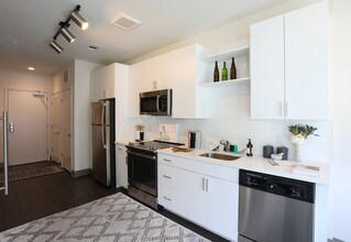 Trellis House in Washington, DC - Building Photo - Interior Photo