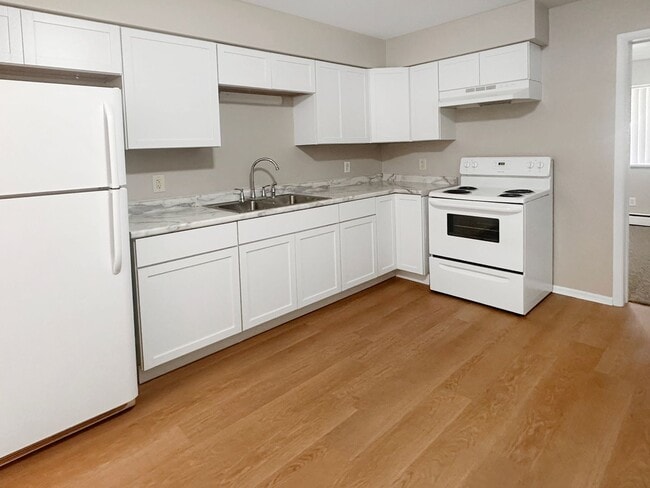 1605 Bacon Ave in Portage, MI - Building Photo - Building Photo